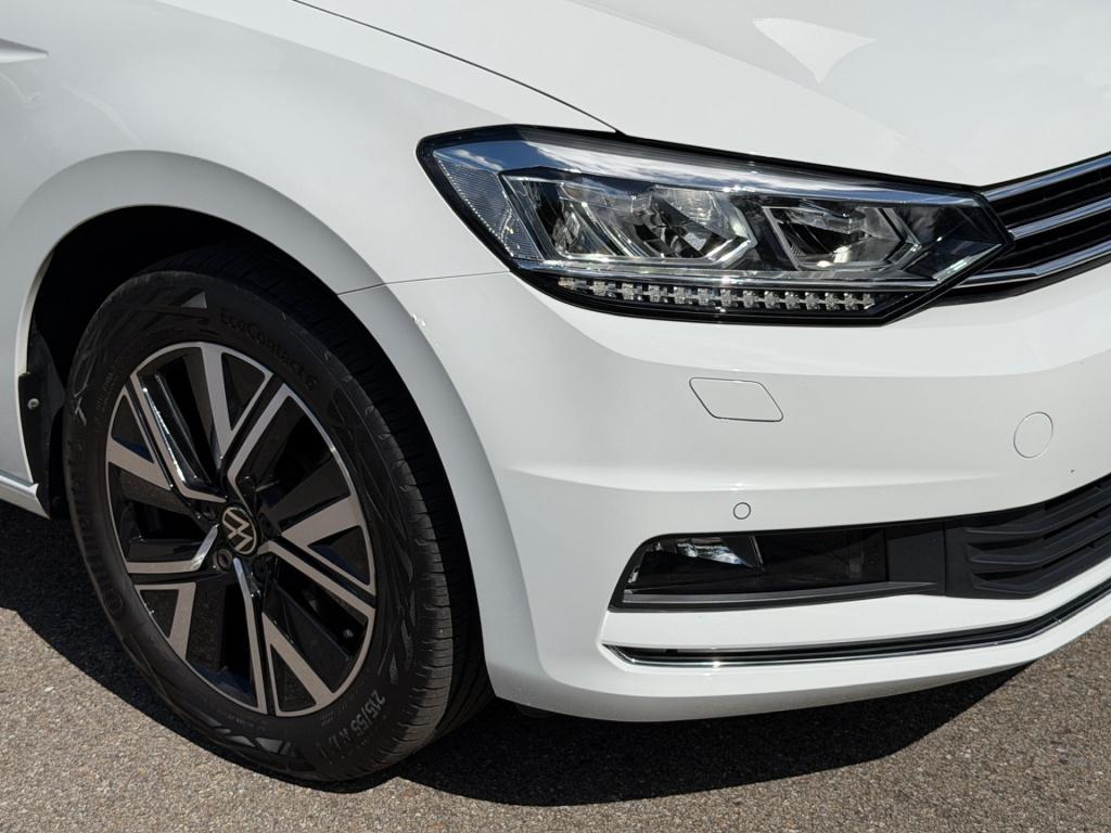Volkswagen Touran 1.5 tsi 150pk highline | trekhaak | led | carplay | 17 in