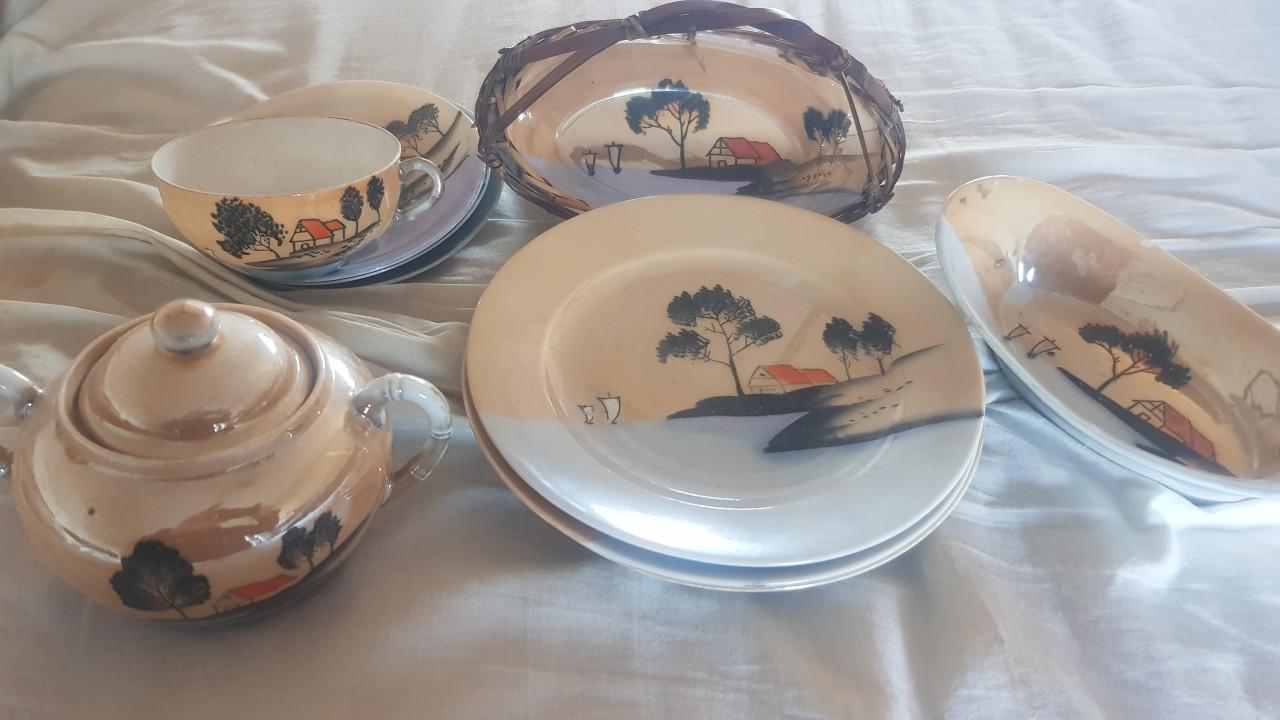 Japans blauw-bruin servies
