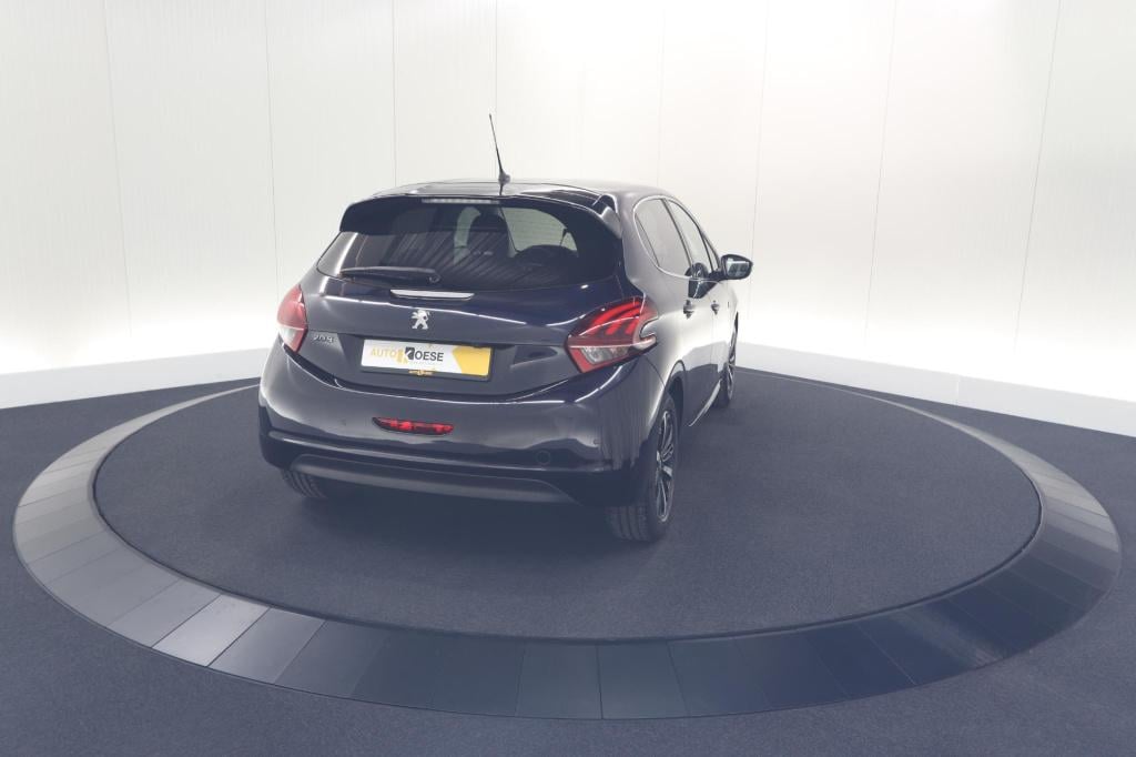 Peugeot 208 puretech 110 tech edition | camera | apple carplay | parkeersen