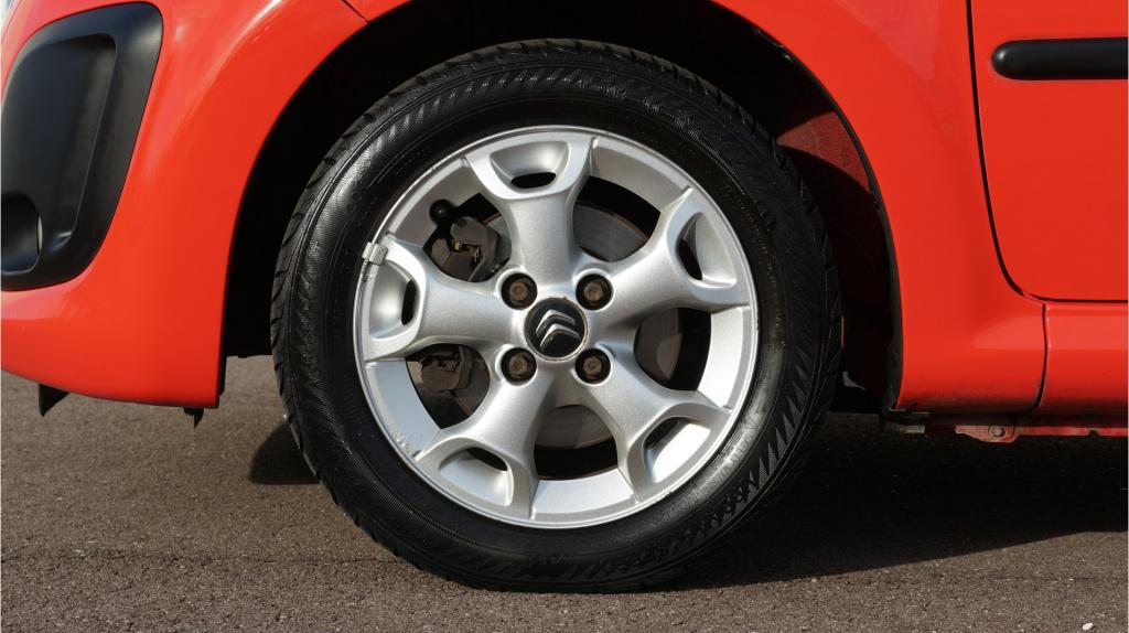 Citroen C1 1.0 bi-ton rijklaar incl garantie