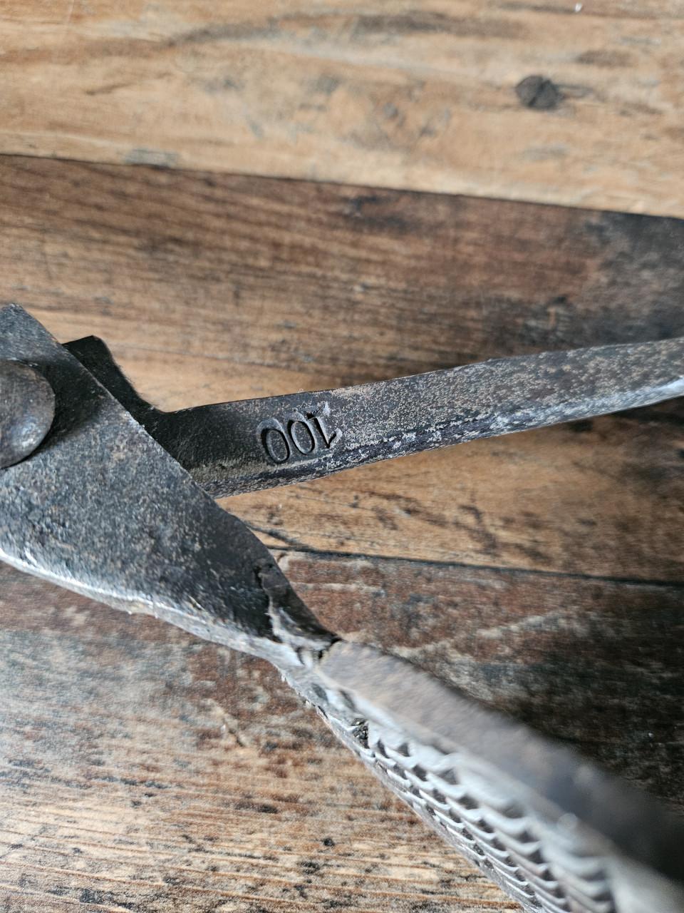 Antieke wafelijzer, gietijzer voor open vuur, unieke patroon