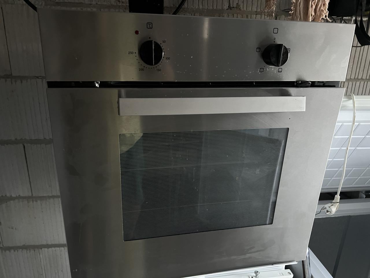 Inbouw oven met Grill van Ikea.60x60 cm.