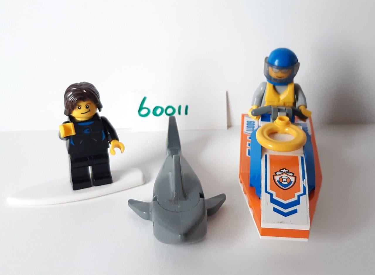 Lego 60011: surfer redding