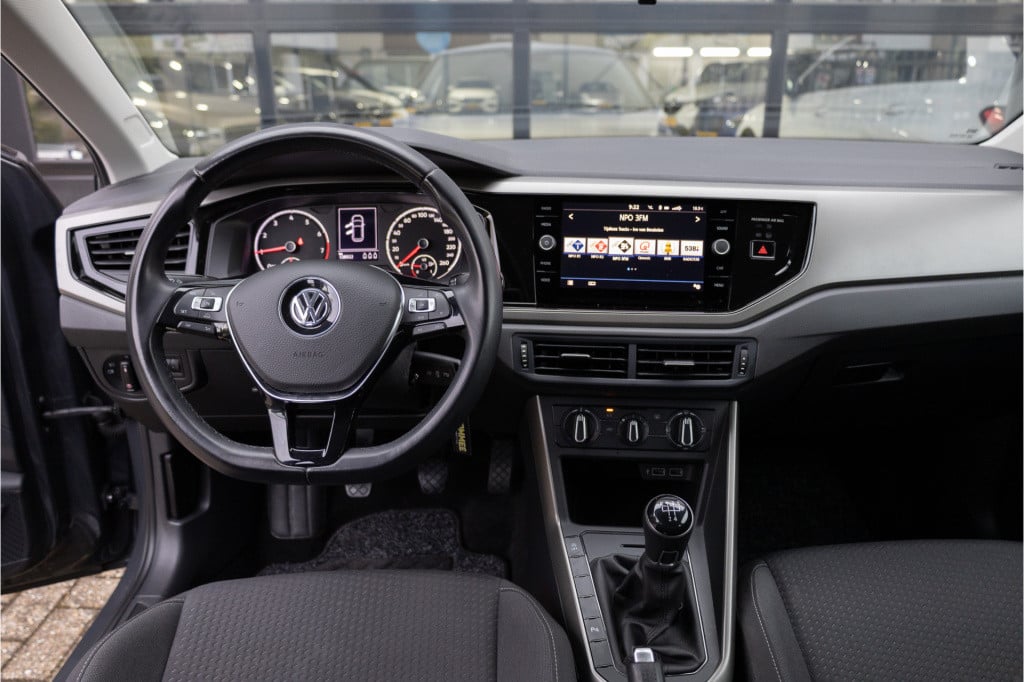 Volkswagen Polo 1.0 mpi comfortline ✅app-connect✅ccontrol✅ac✅16inchlm