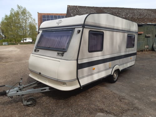 Hobby classic 420 caravan ui '91