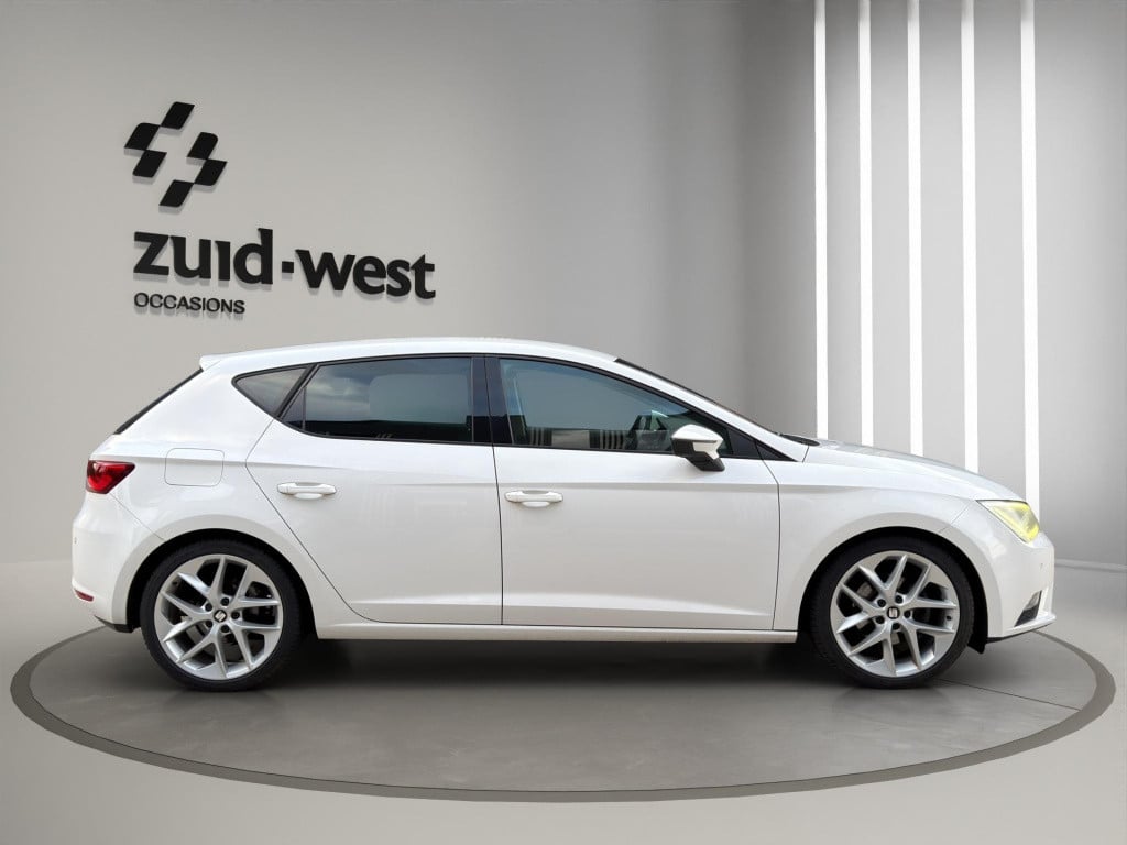 Seat Leon 1.2 tsi style led stoelverwarming pdc