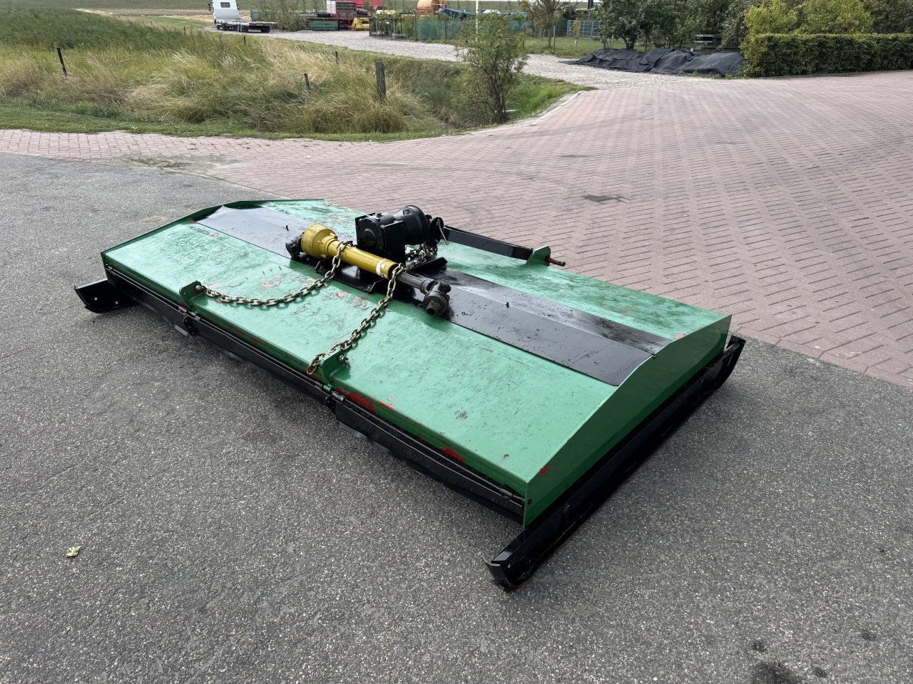 Weidebloter 275