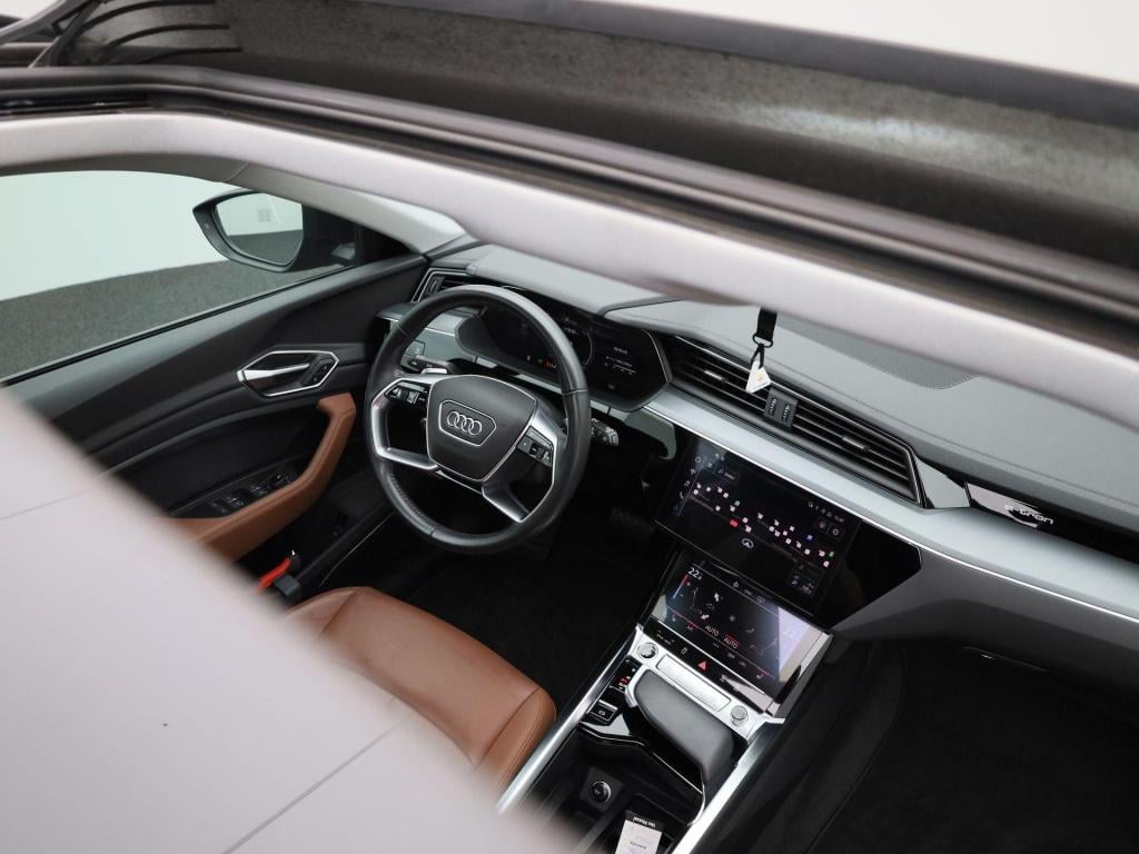 Audi E-tron 55 quattro business edition plus 95 kwh | automaat | leder | ap