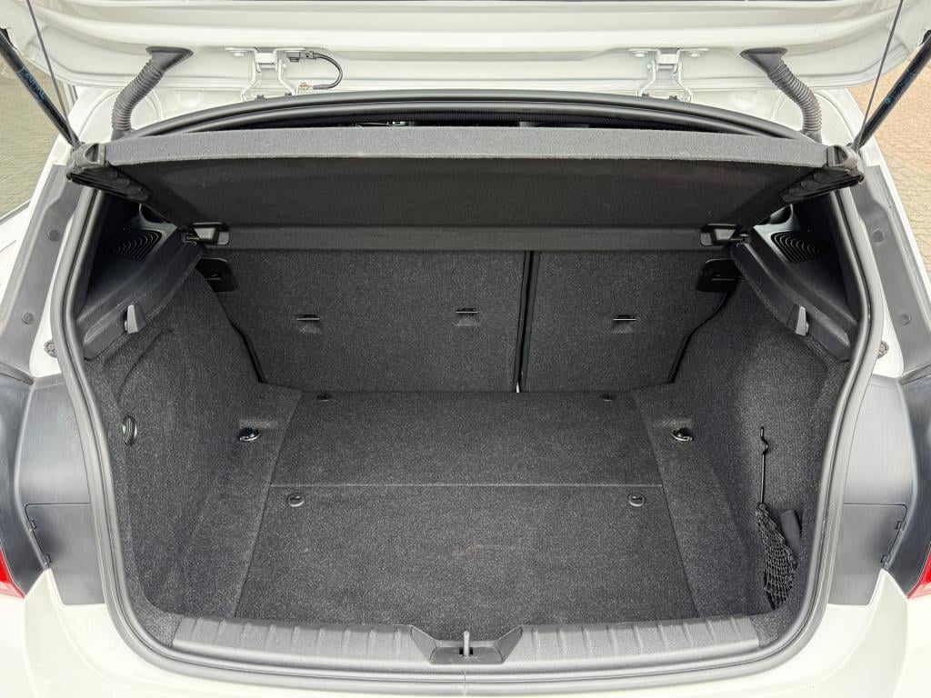 BMW 1 Serie 118i edition m sport shadow executive