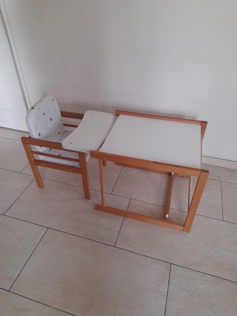 Kinderstoel (in goede nette staat)