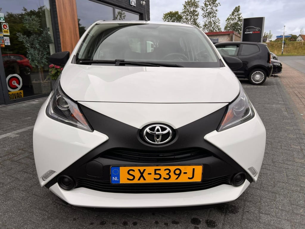 Toyota Aygo 1.0 vvt-i x-fun