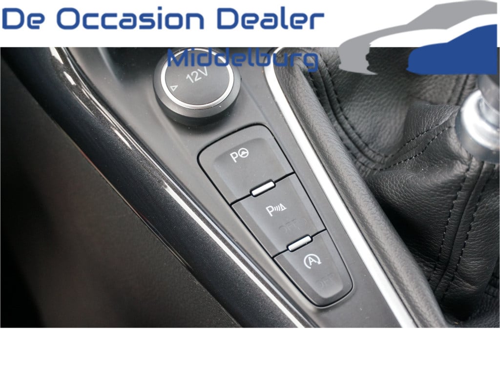 Ford Focus wagon 1.5 titanium rijklaar incl garantie