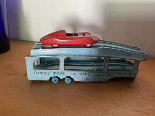 Dinky autotransporter en Fiat Abarth