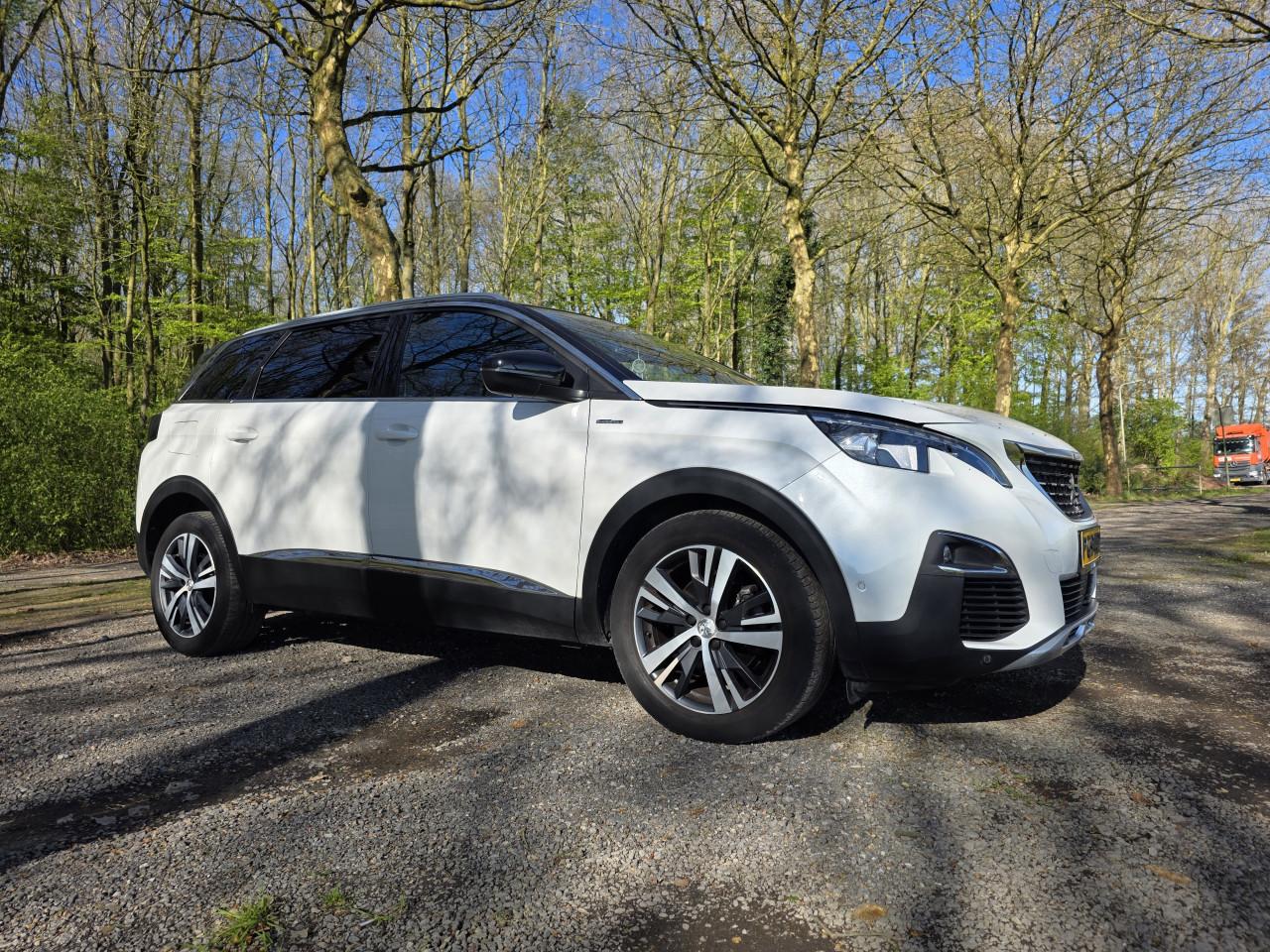 Peugeot 5008 GT Line automaat 7 Zitplaatsen