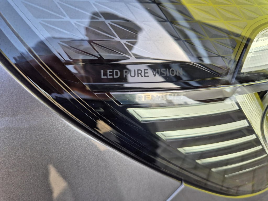 Renault Captur 1.3 tce 130 edc automaat edition one camera, trekhaak, bose®