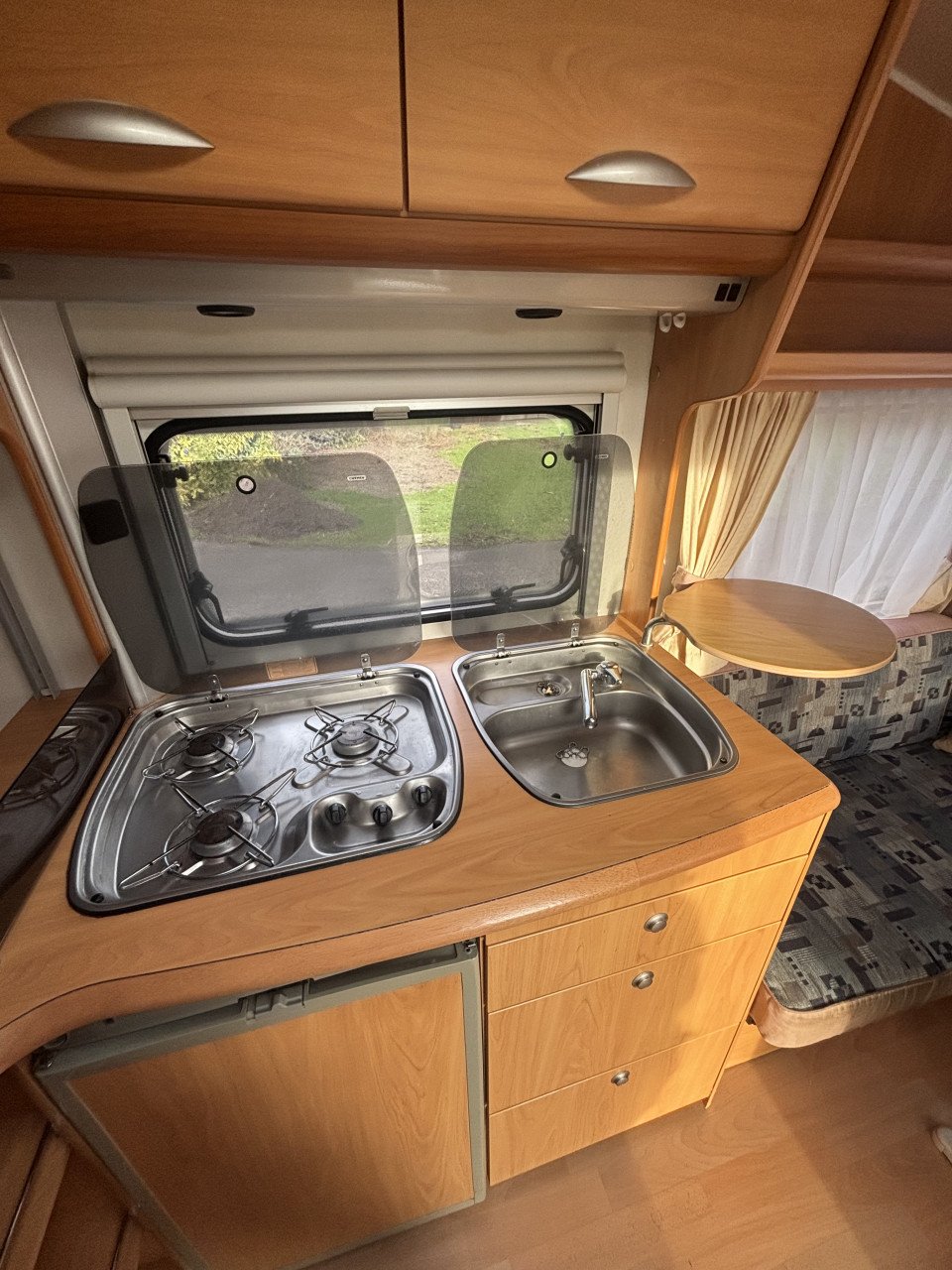 Chateau Calista 450 (Voortent + Fietsenrek)
