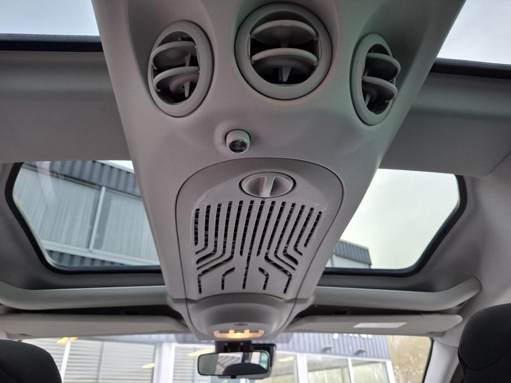 Peugeot Partner tepee mpv 110 active zenith pano dak, nav, trekhaak