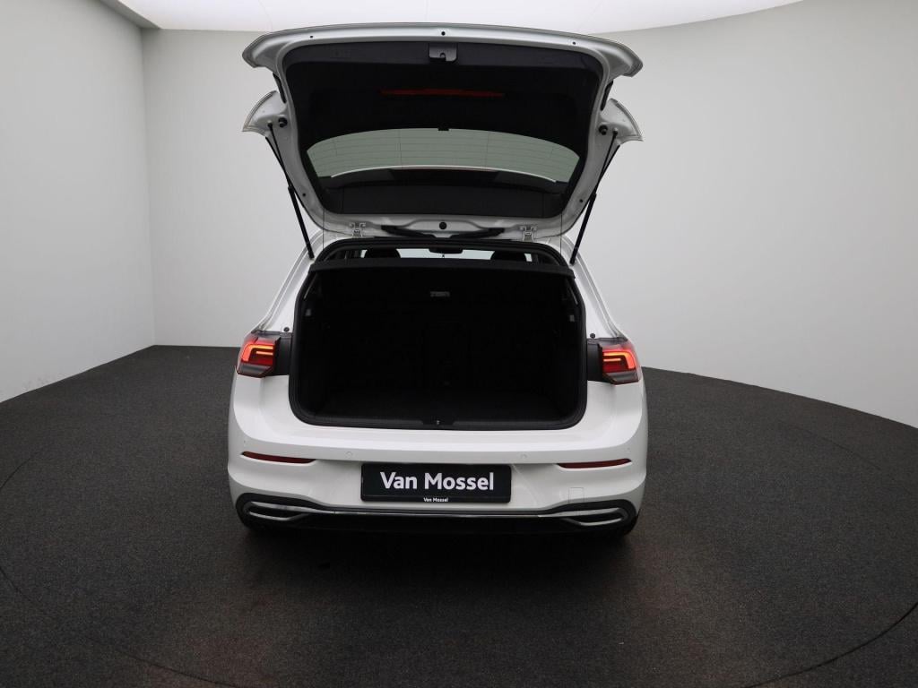Volkswagen Golf 1.0 etsi life | automaat | panorama dak | virtual cockpit |