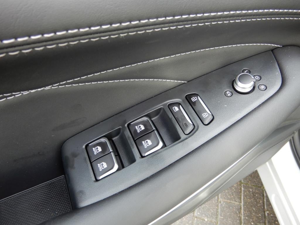 Dfsk E5 Phev 1.5 l2 | compleet rijklaar prijs! | 7-persoons! | officeel