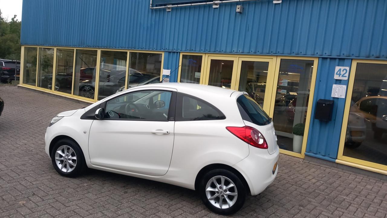 Ford Ka 1.2 Cool-Sound start/stop bj:2012 airco lm-velgen apk 2027