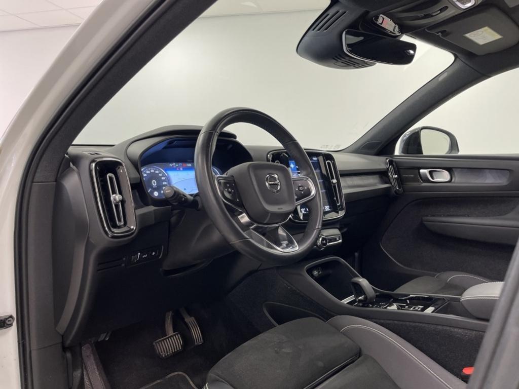 Volvo XC40 1.5 t4 plug-in hybrid ultimate dark | autopilot | harman/kardon 