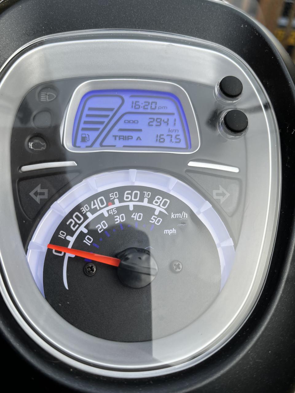 Scooter Kymco Filly Brom scooter: bijna nieuw!