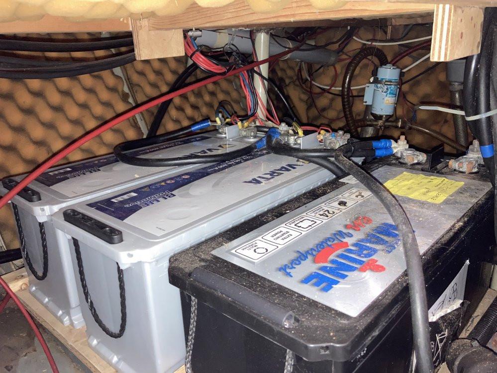 Motorkruiser RVS 11 meter €8.600,-