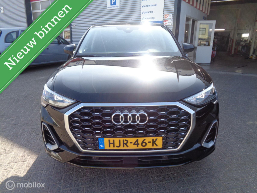 Audi Q3 35 tfsi sportback business/s-line/automaat/ecc/stoelverw/pdc/lm vel