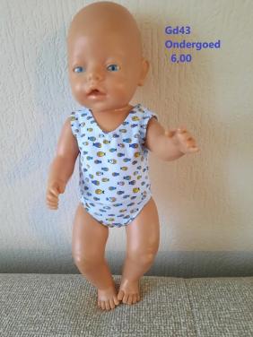 Poppenkleertjes baby born. Ondergoed. Opbrengst KiKa.