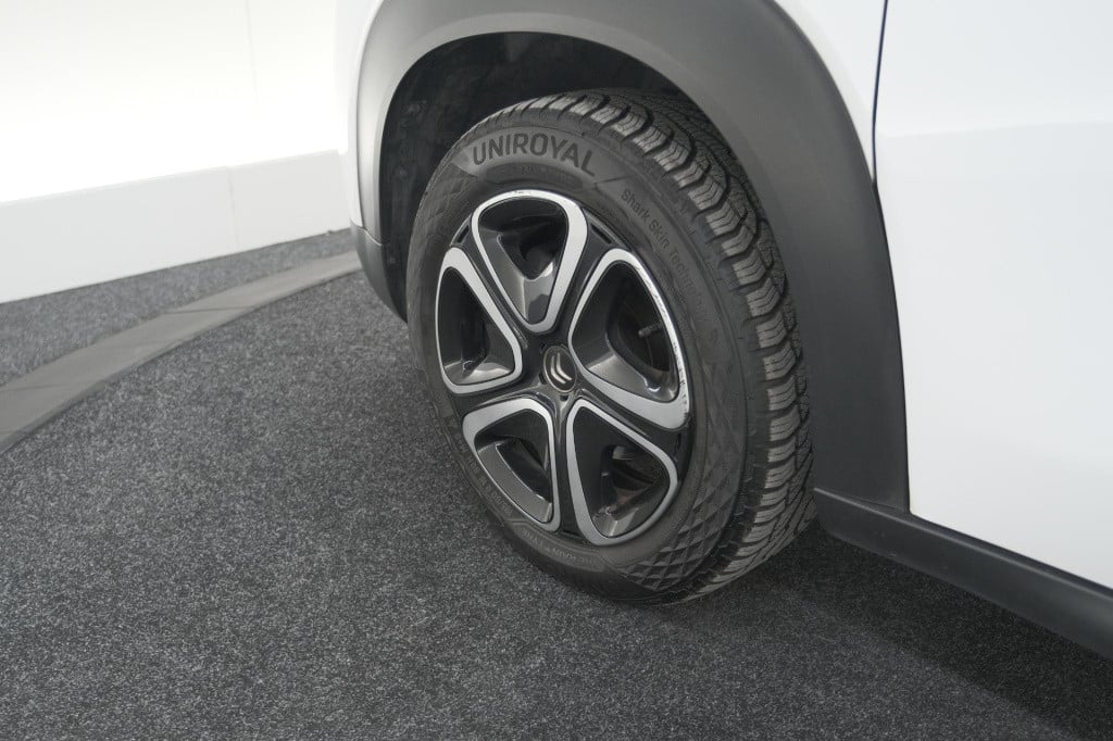 Citroen C3 Aircross puretech 110 feel | navigatie | parkeersensoren | clima