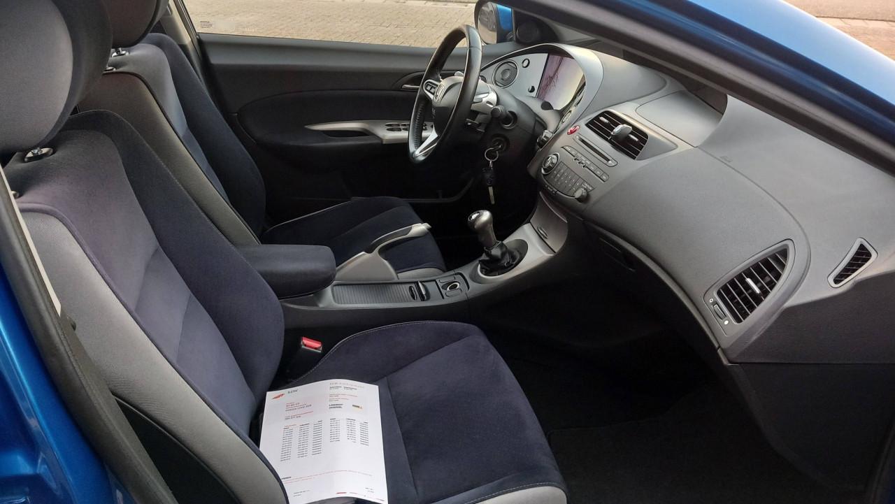 Honda Civic 1.4 Sport 5deurs bj:2006 airco lm-velgen i.z.g.st