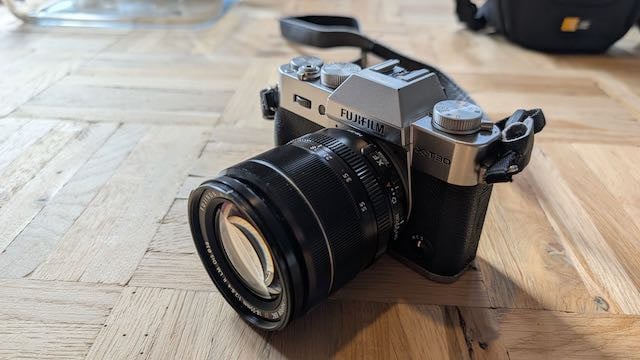 Te koop: Fujifilm X-T30 silver camera + lens xf 18-55mm f/2.8-4 r lm ois