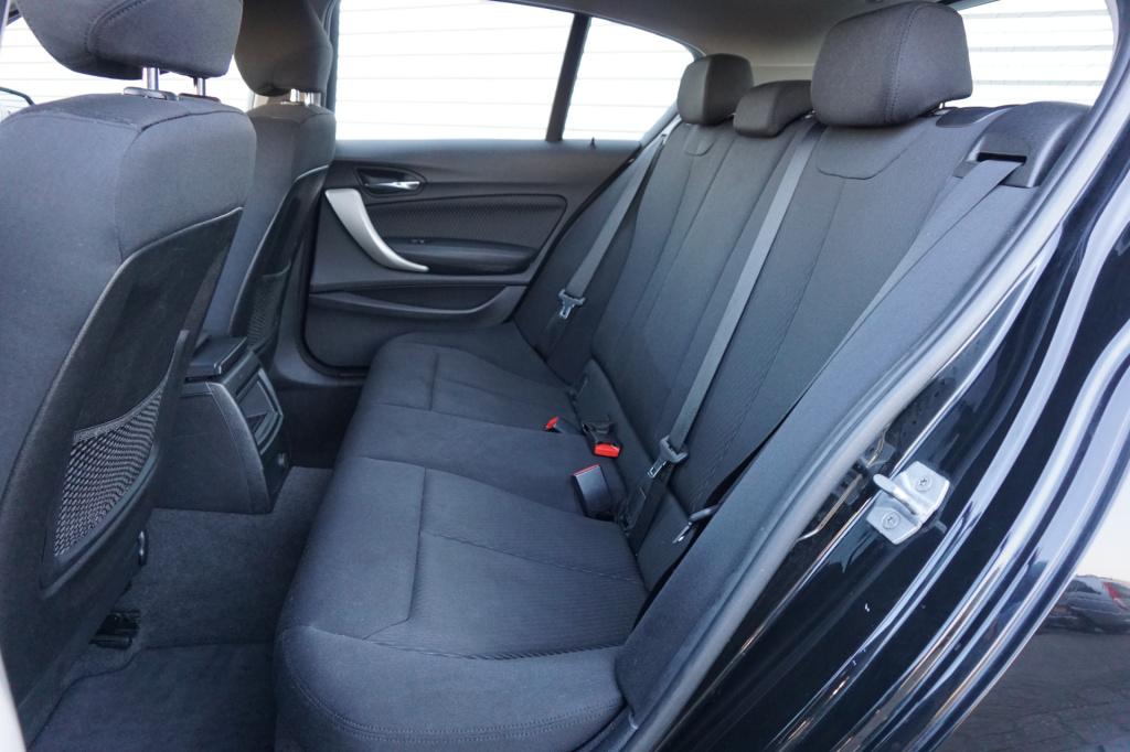 BMW 1 Serie 118i corporate lease m sport airco / cruise / stoelverw. / park