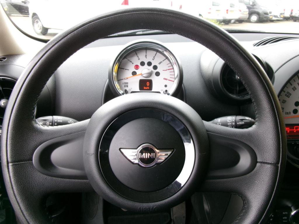 Mini Countryman one 1.6 airco, lm.velgen