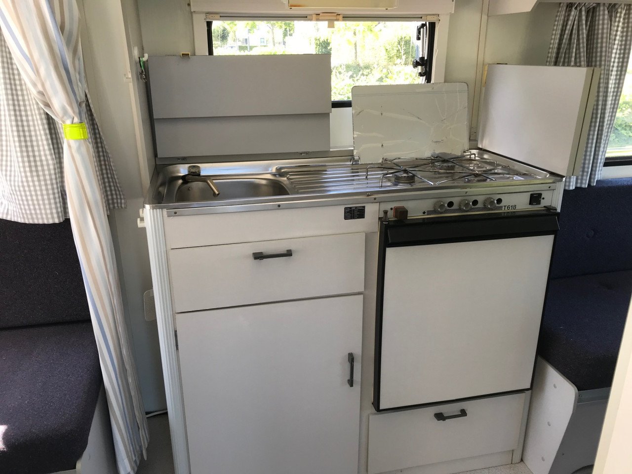 Kip touring 40 met mover en accessoires