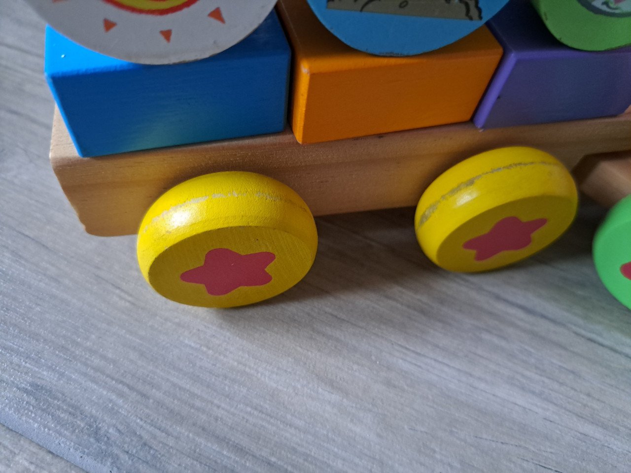 Houten Woezel en Pip trein