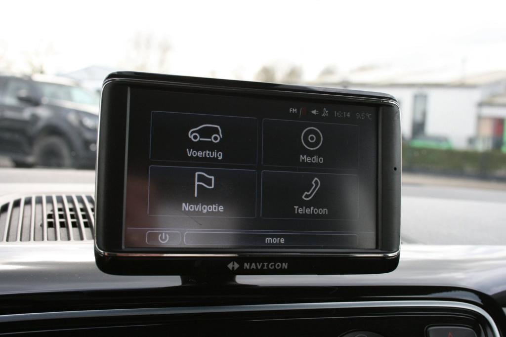 Volkswagen UP! 1.0 high up! black edition bluemotion