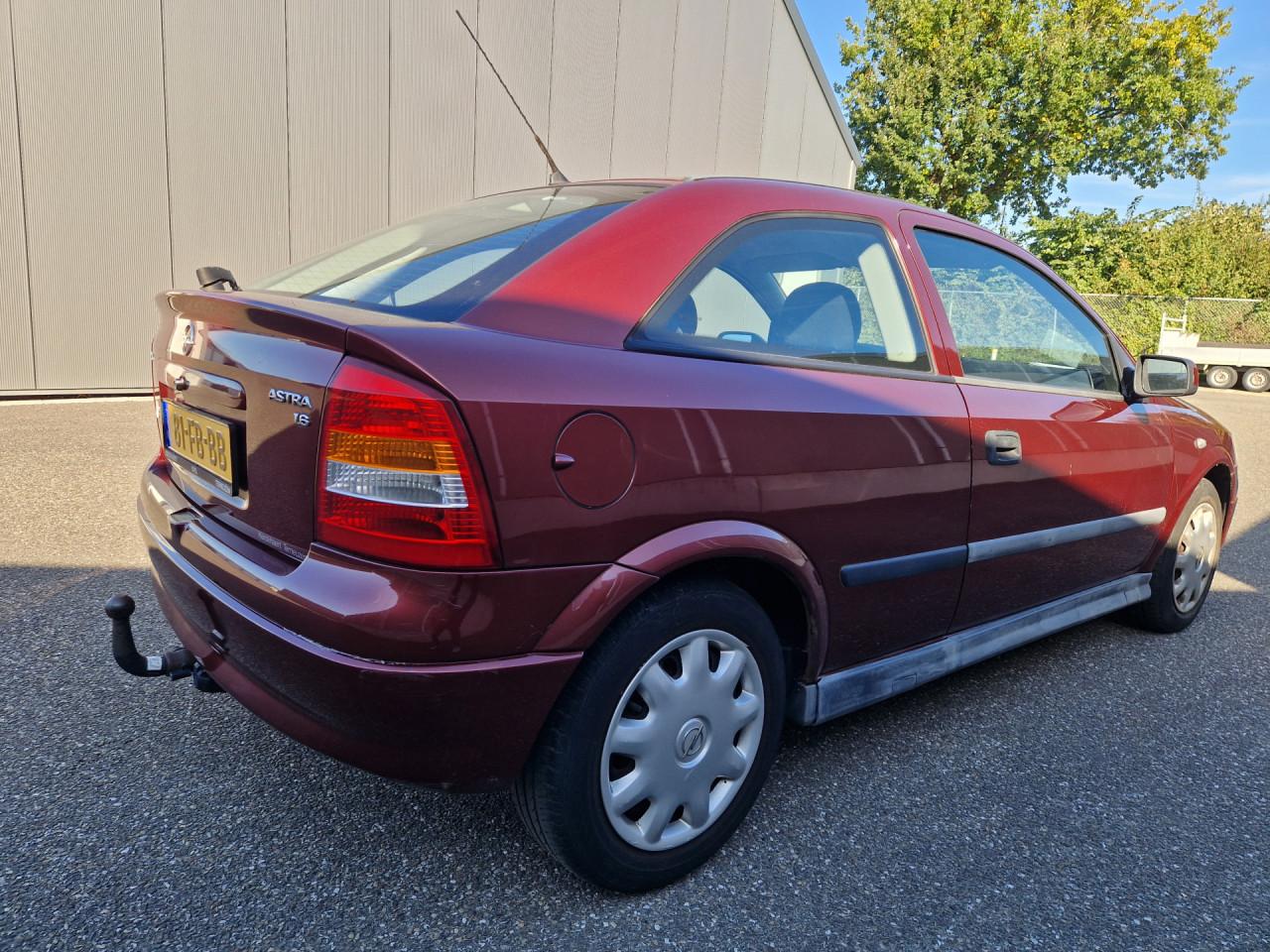 Opel Astra 1.6 GL