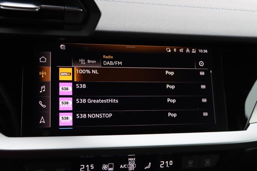 Audi A3 limousine 35 tfsi s edition 150pk carplay | camera | parkassist | a