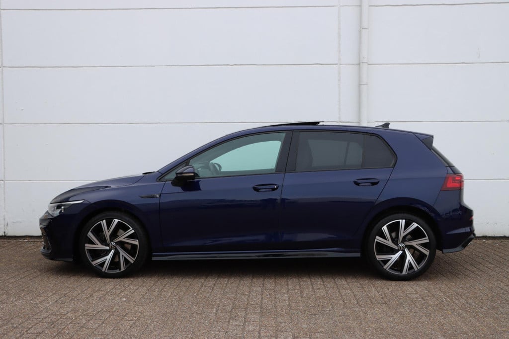 Volkswagen Golf 1.5 etsi r-line