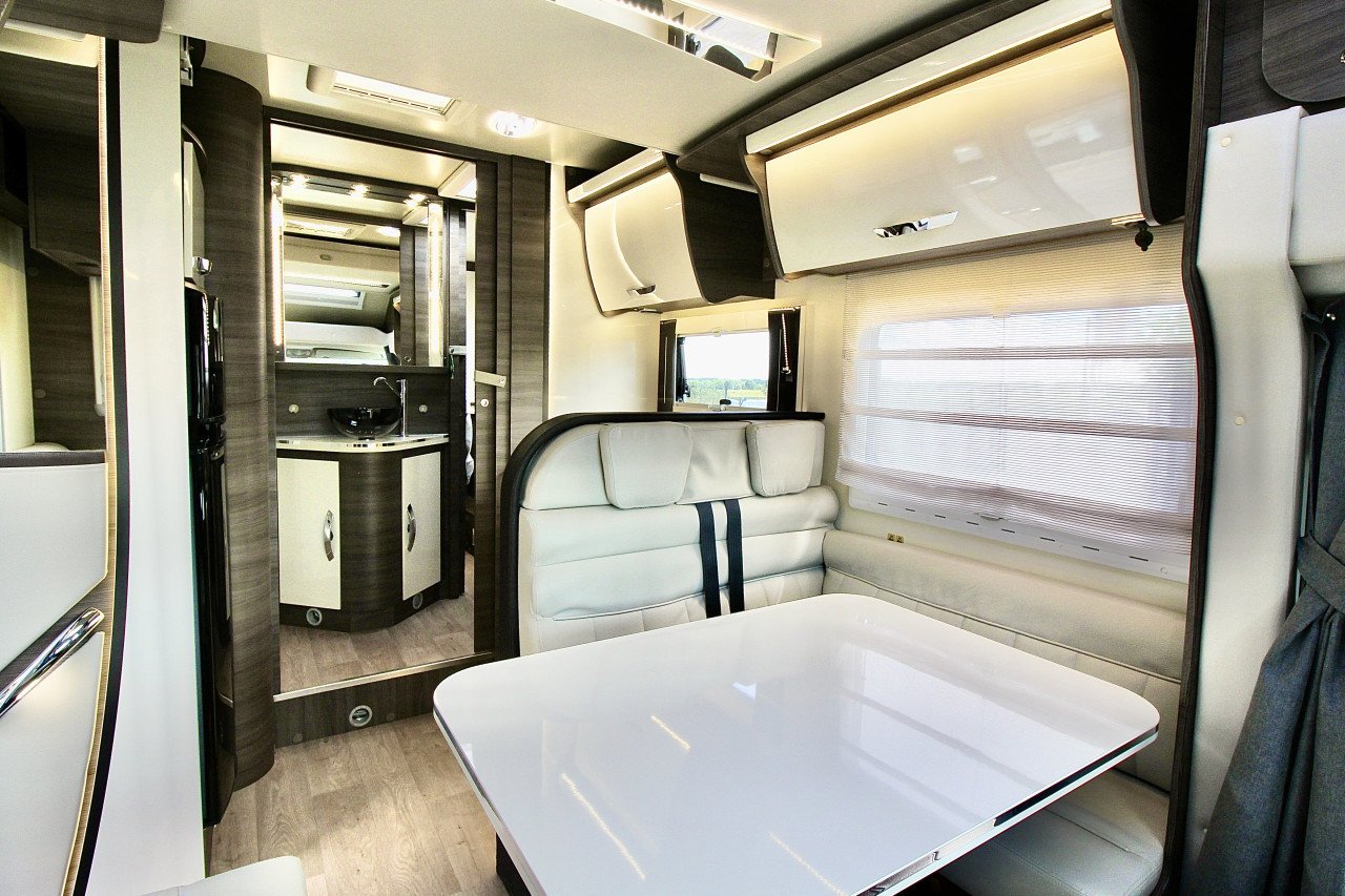 Mclouis Carat 480G (Queensbed+Hefbed,AUTOMAAT, Eerste eigenaar, Nieuwstaat)