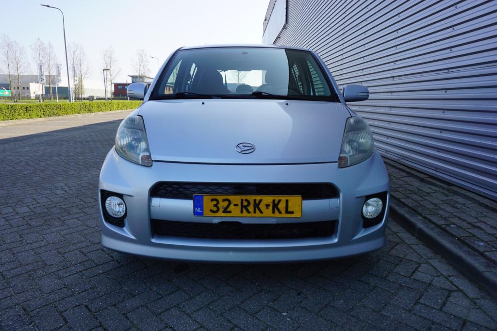 Daihatsu Sirion 2 1.3-16v comfort airco / cruise / parkeers. / elektr. rame