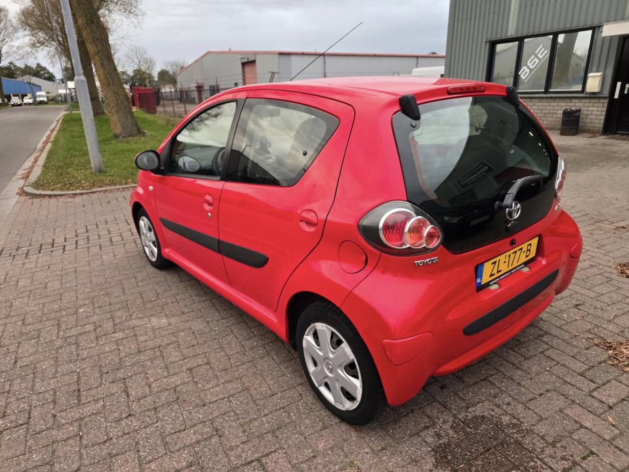 Toyota Aygo 1.0 – 2009 – Slechts 143.139 km!
