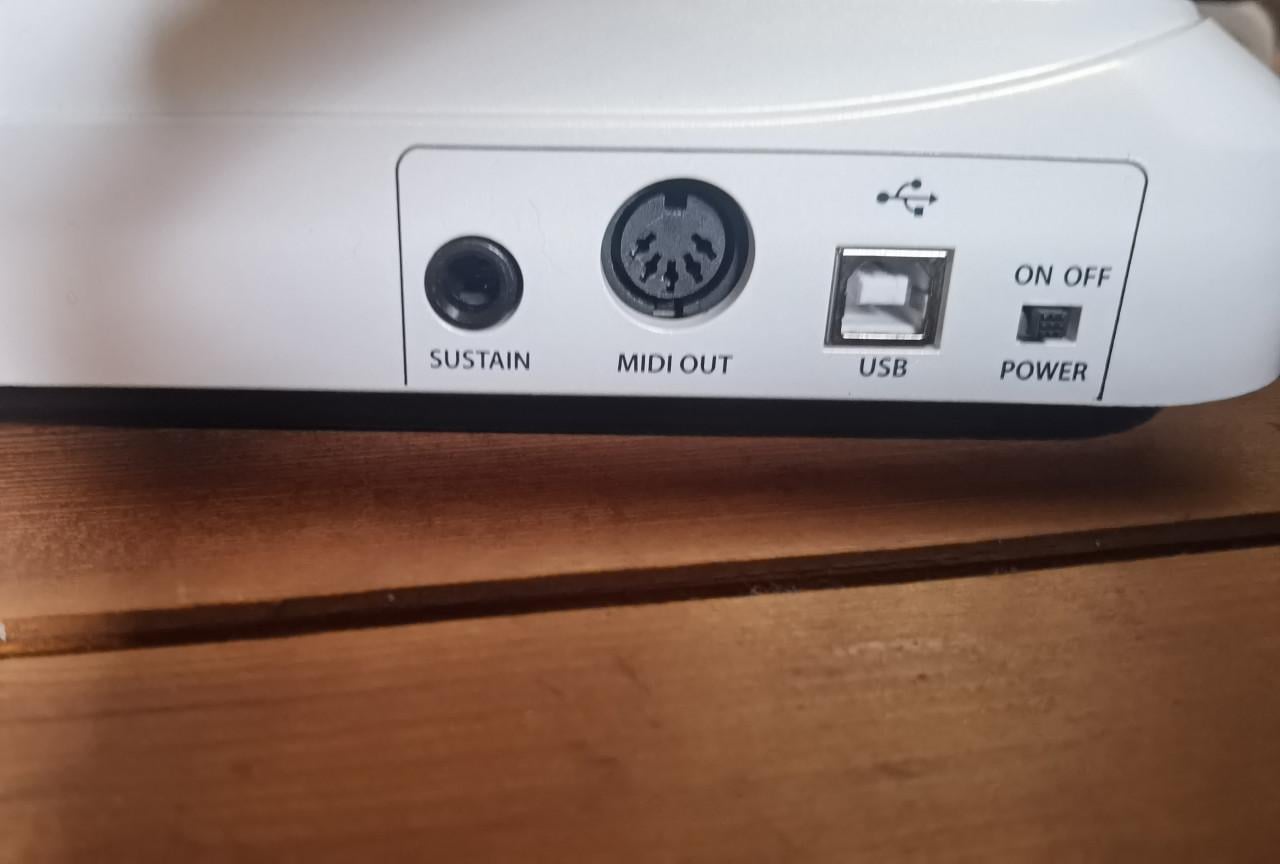Midi keyboard