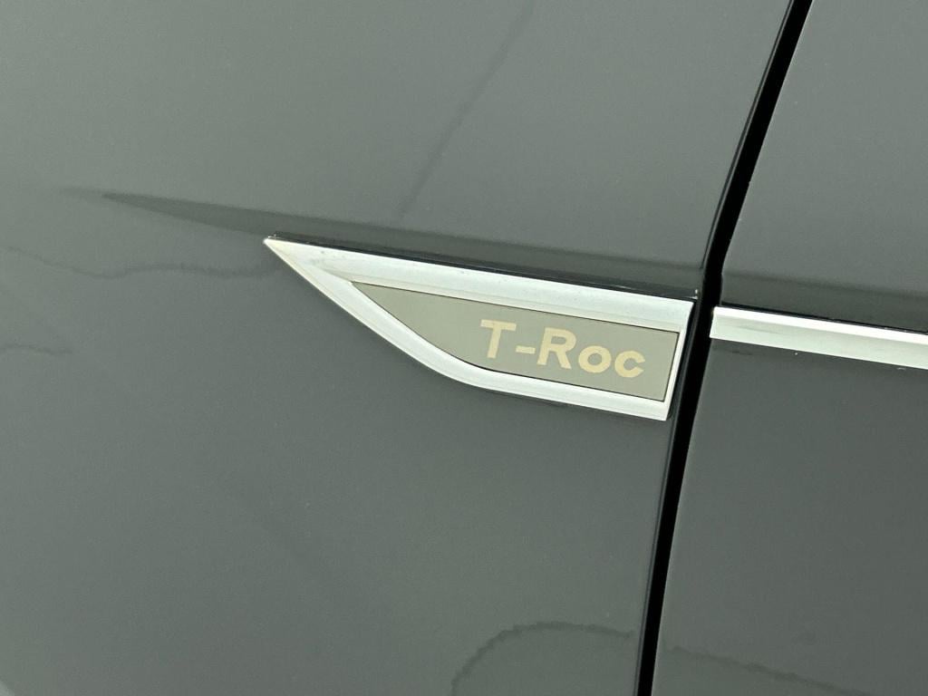 Volkswagen T-roc 1.0 tsi style | lmv | panorama dak | navigatie | parkeer s