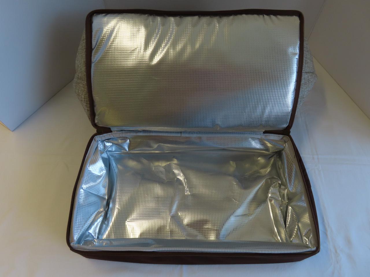 Prachtige koeltas Merk: Campingaz Breed: 40 cm €.25,00
