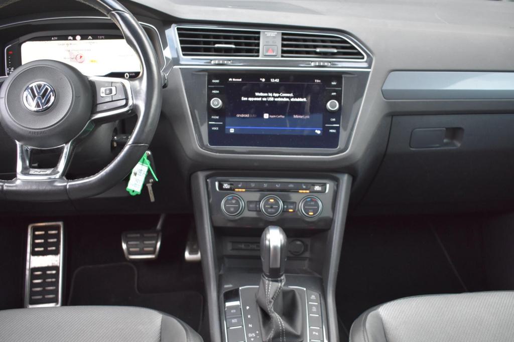 Volkswagen Tiguan 1.5 tsi act highline | r-line | black style | trekhaak | 