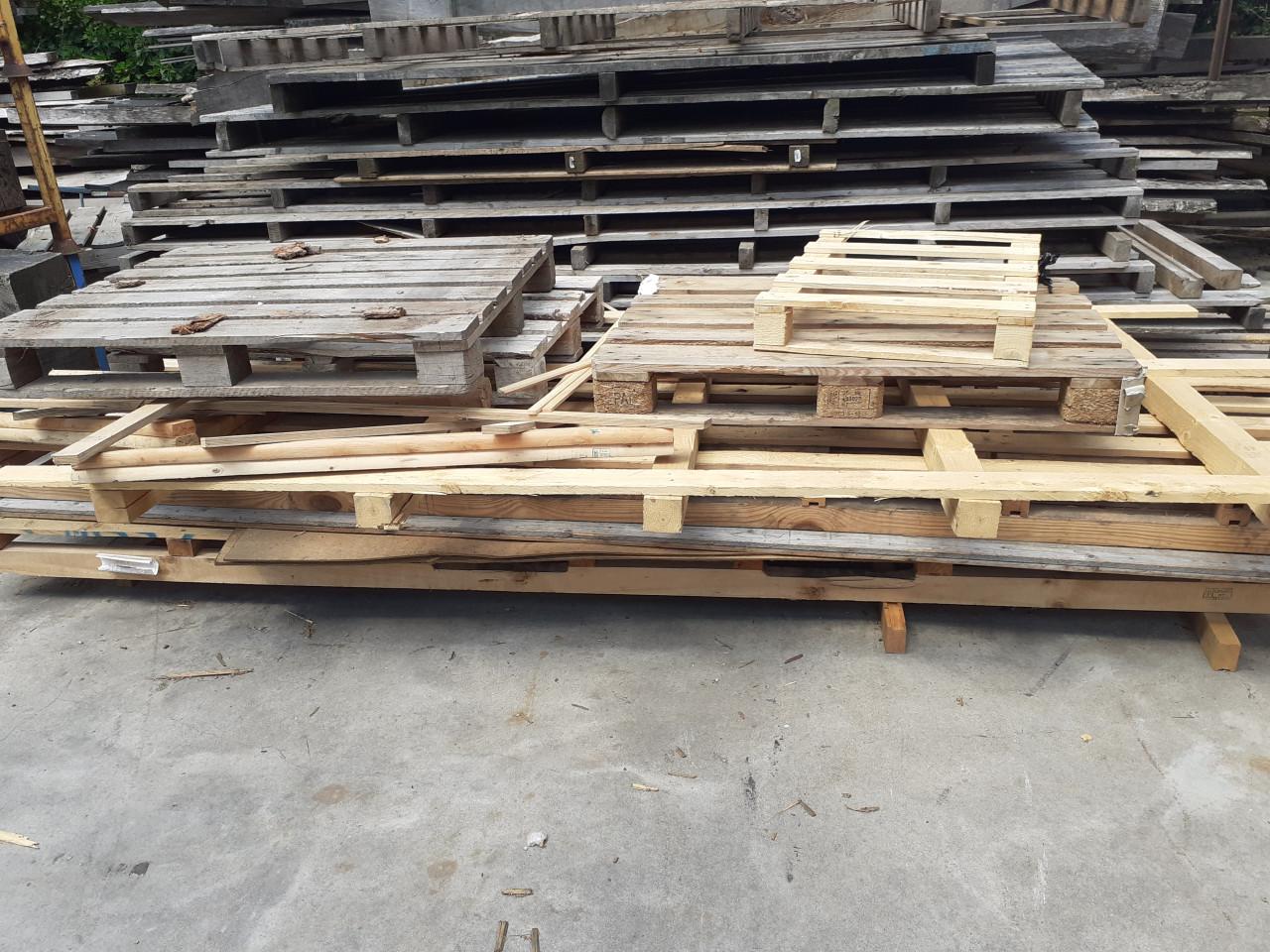 Gratis partij pallets   GRATIS knutselhout kachelhout
