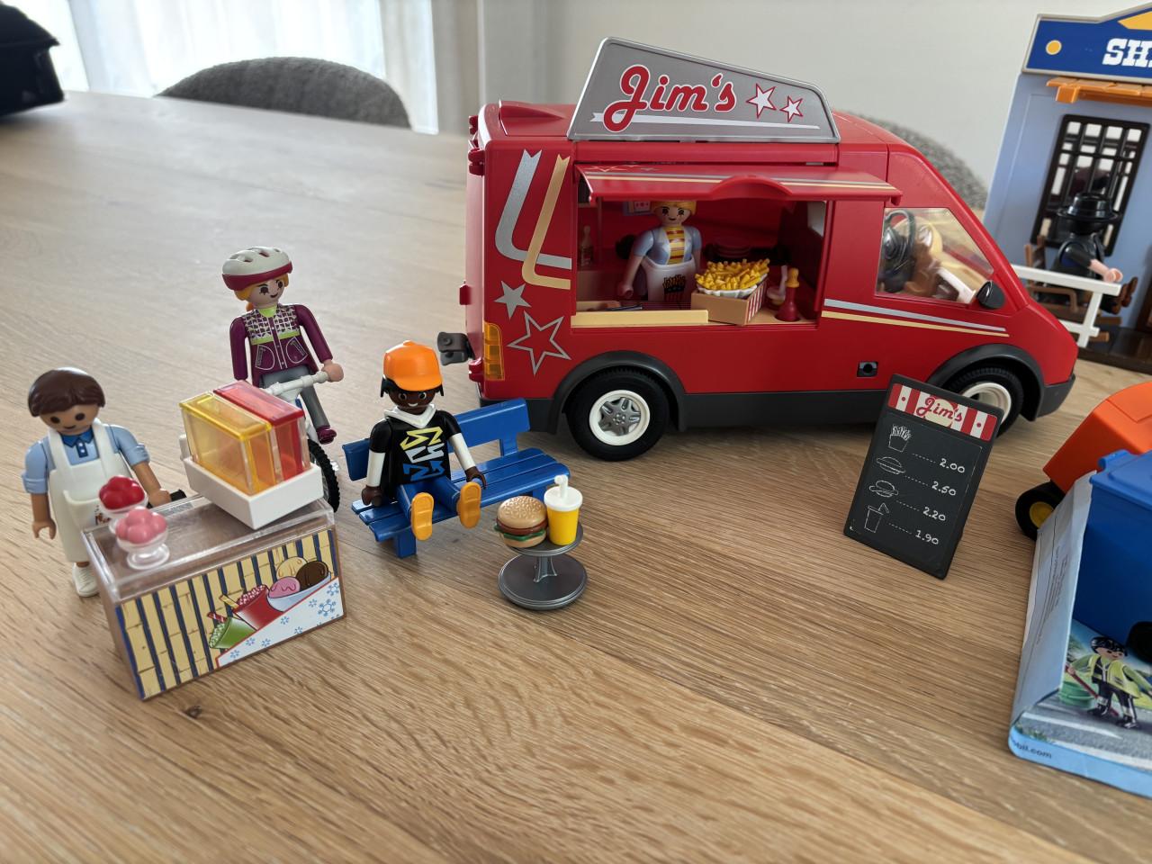 Playmobil