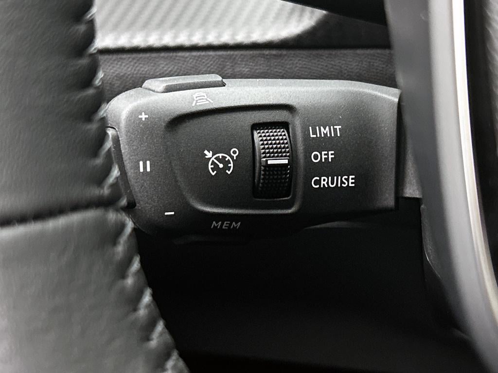 Peugeot 2008 100 pk allure | keyless entry | parkeersensoren voor + achter 